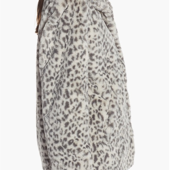 EUC Leopard Print Faux Fur Coat - Picture 4 of 7